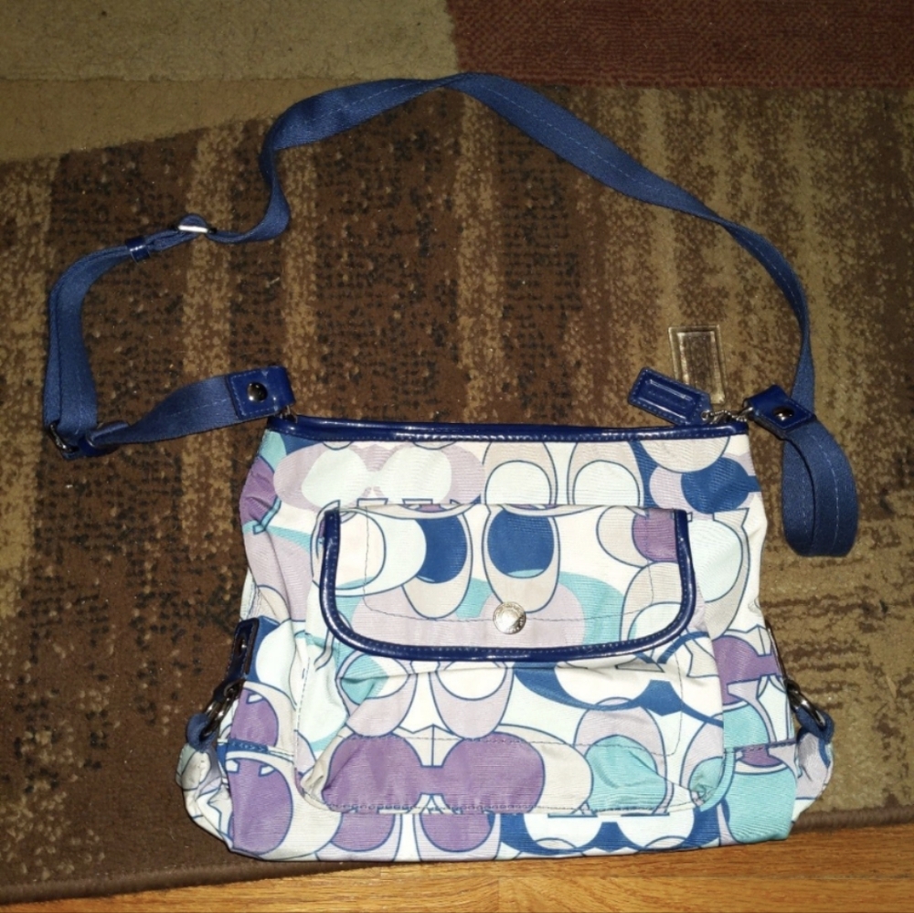 Coach 18839 Kyra Daisy Scarf Nylon Signature Crossbody